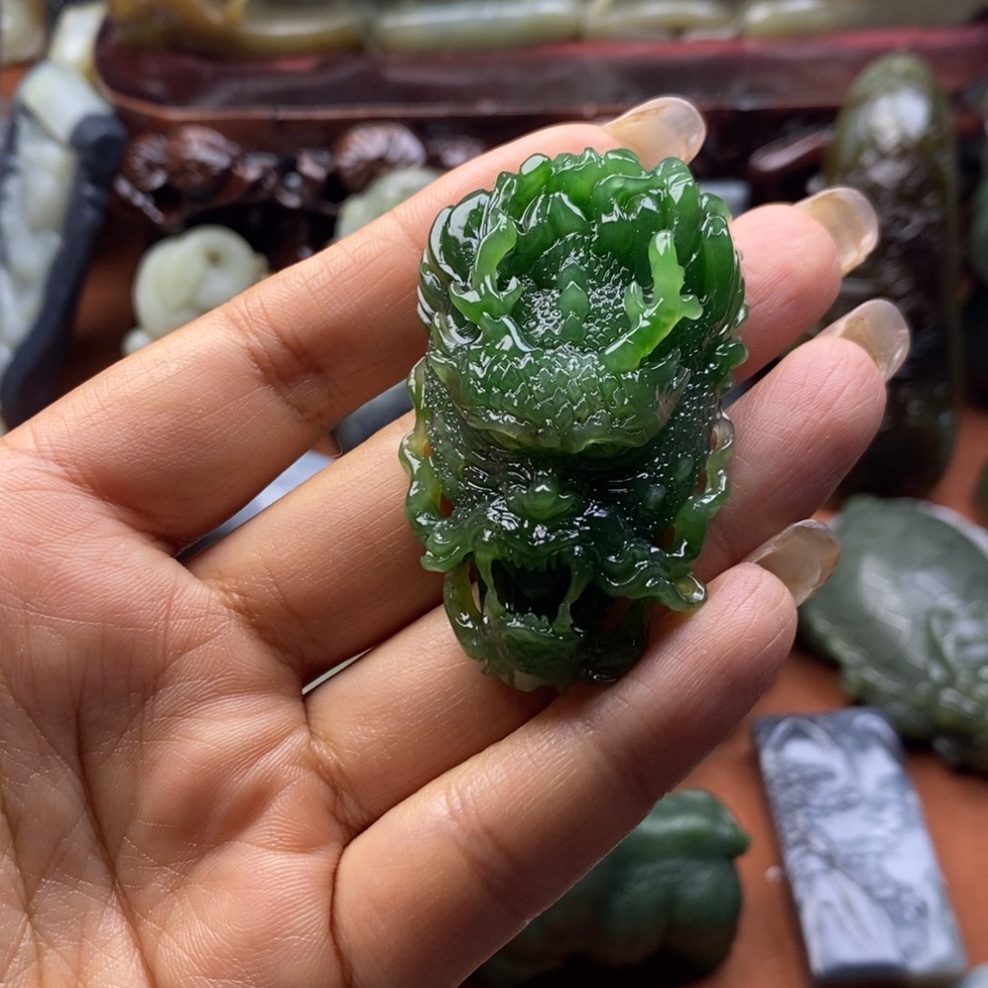 和田玉未镶嵌挂件