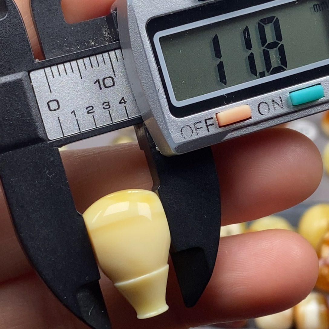 未镶嵌琥珀戒指三通