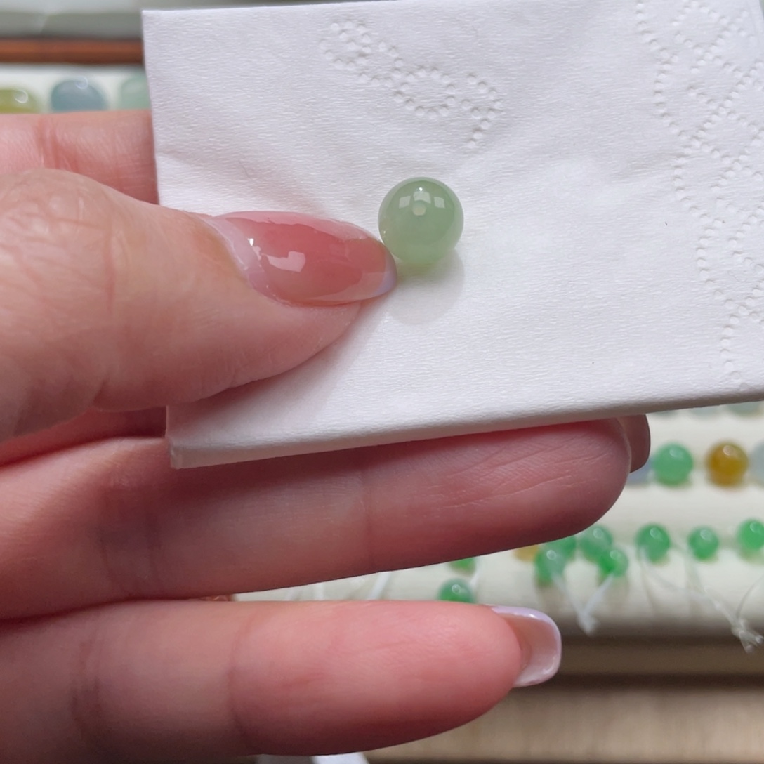 定制翡翠未镶嵌卡7.8