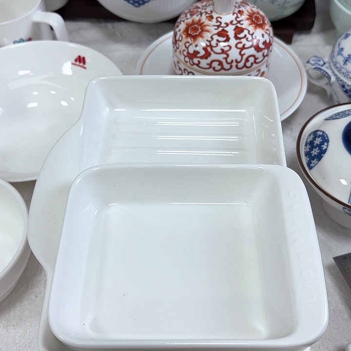 大烤盘+小烤盘。      