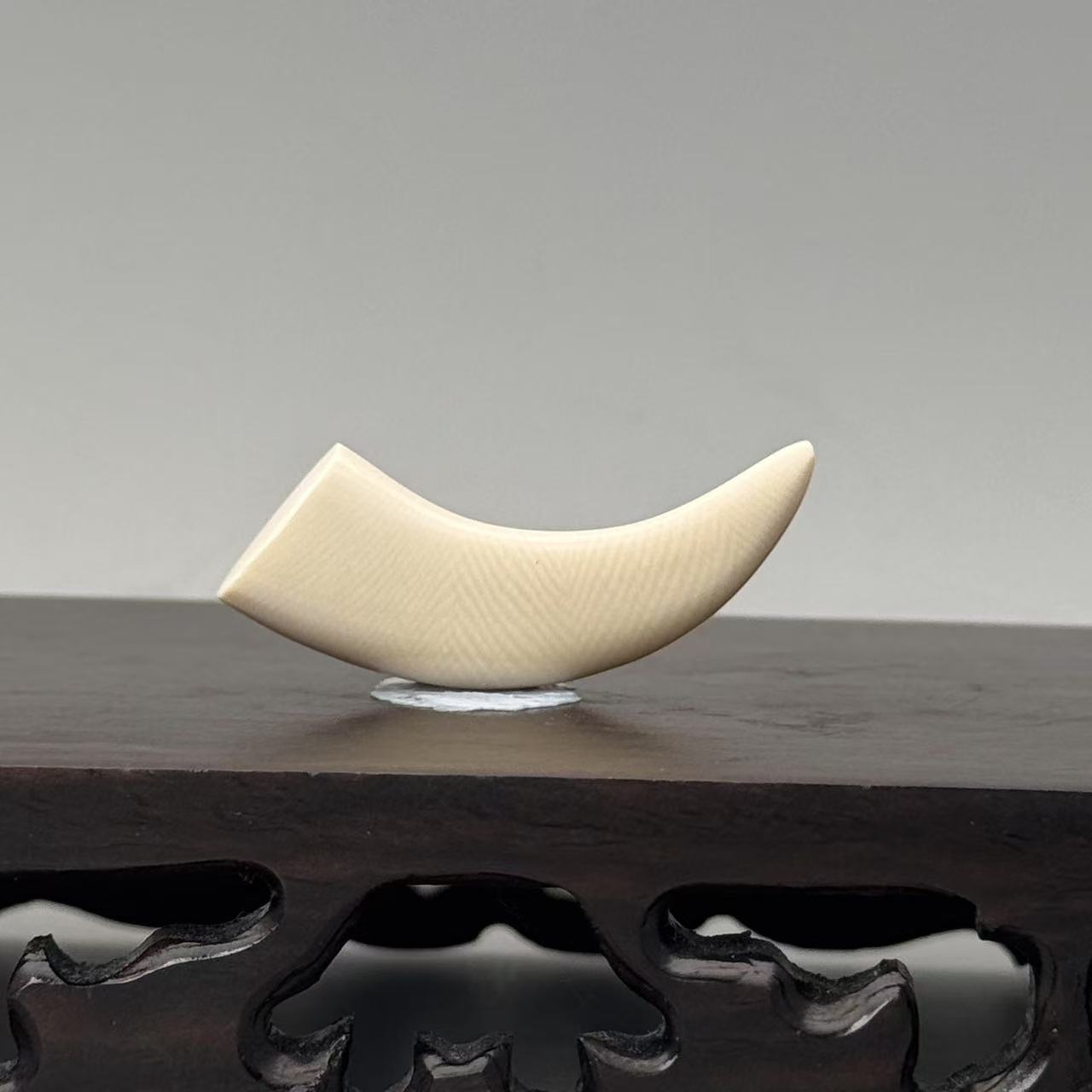 DEZHI/德志41*7*12mm3.5g牙尖吊坠天然猛犸牙C607