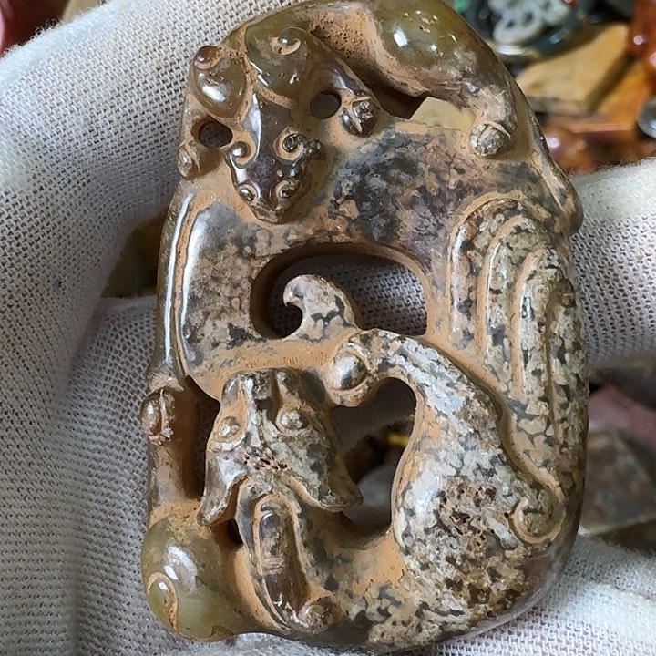 和田玉未镶嵌挂件