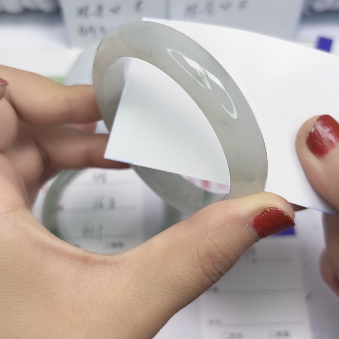 石英质玉未镶嵌手镯49/5655