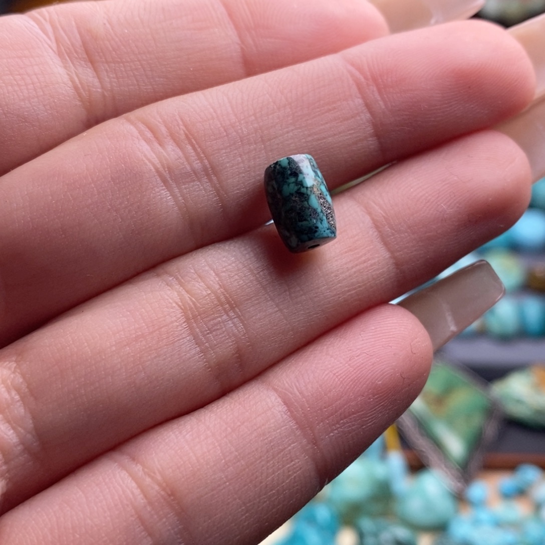 麻****南红玛瑙未镶嵌珠宝奇石