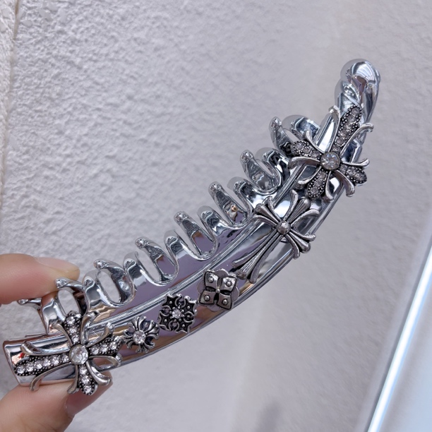 F08高货银色小克克香蕉夹