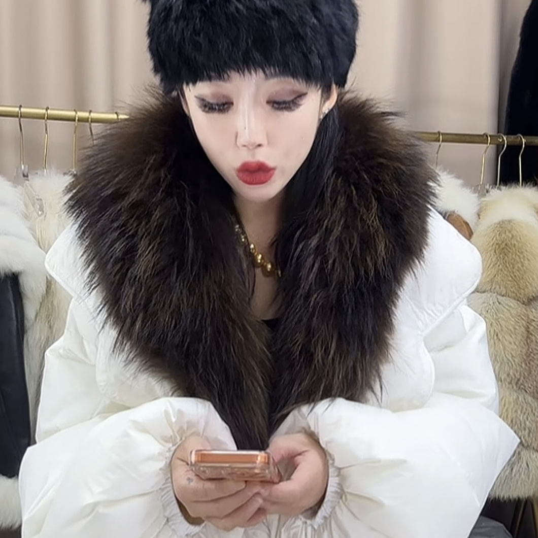 【联系客服有运补】大掌柜冬季大毛领时尚羽绒服外套