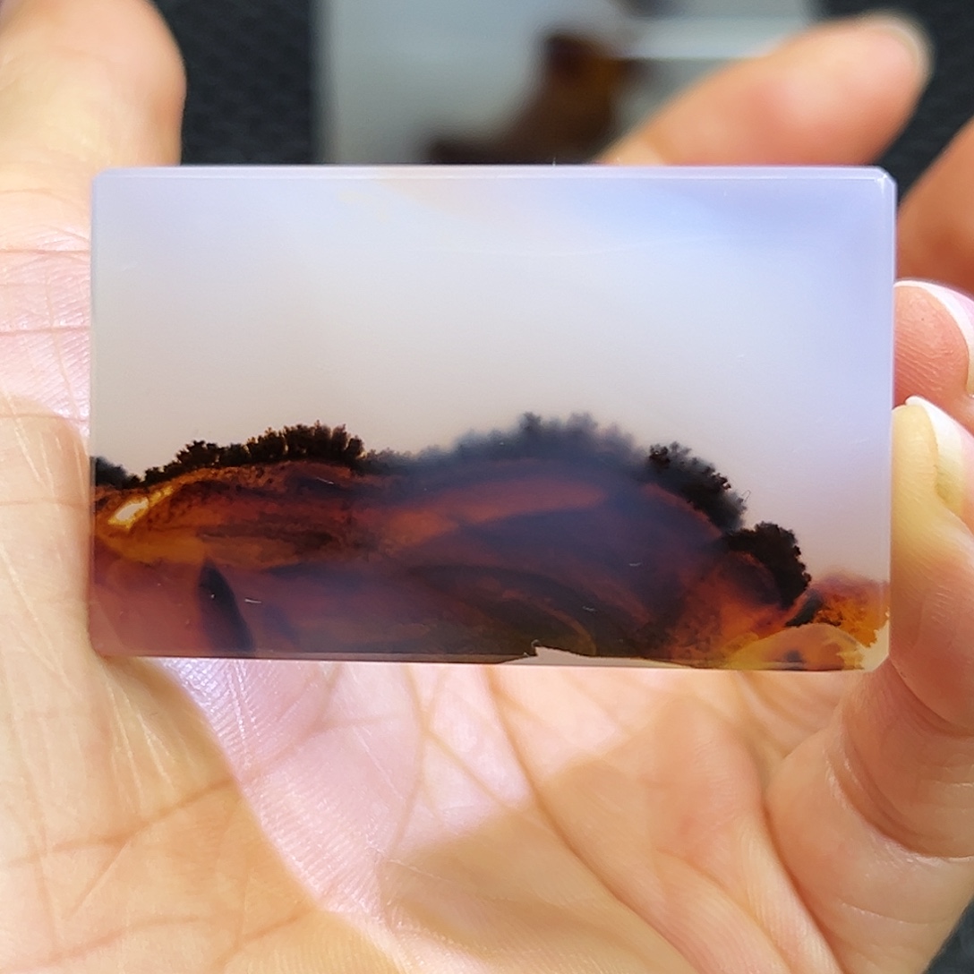 鸿***照玛瑙/玉髓未镶嵌珠宝半成品