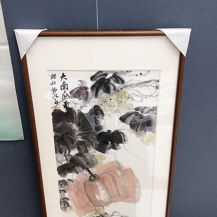 国画抖*四尺四开带框邓加强