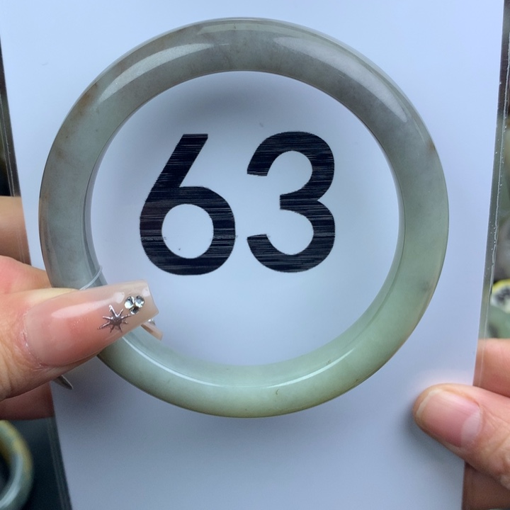 未镶嵌手镯和田玉9