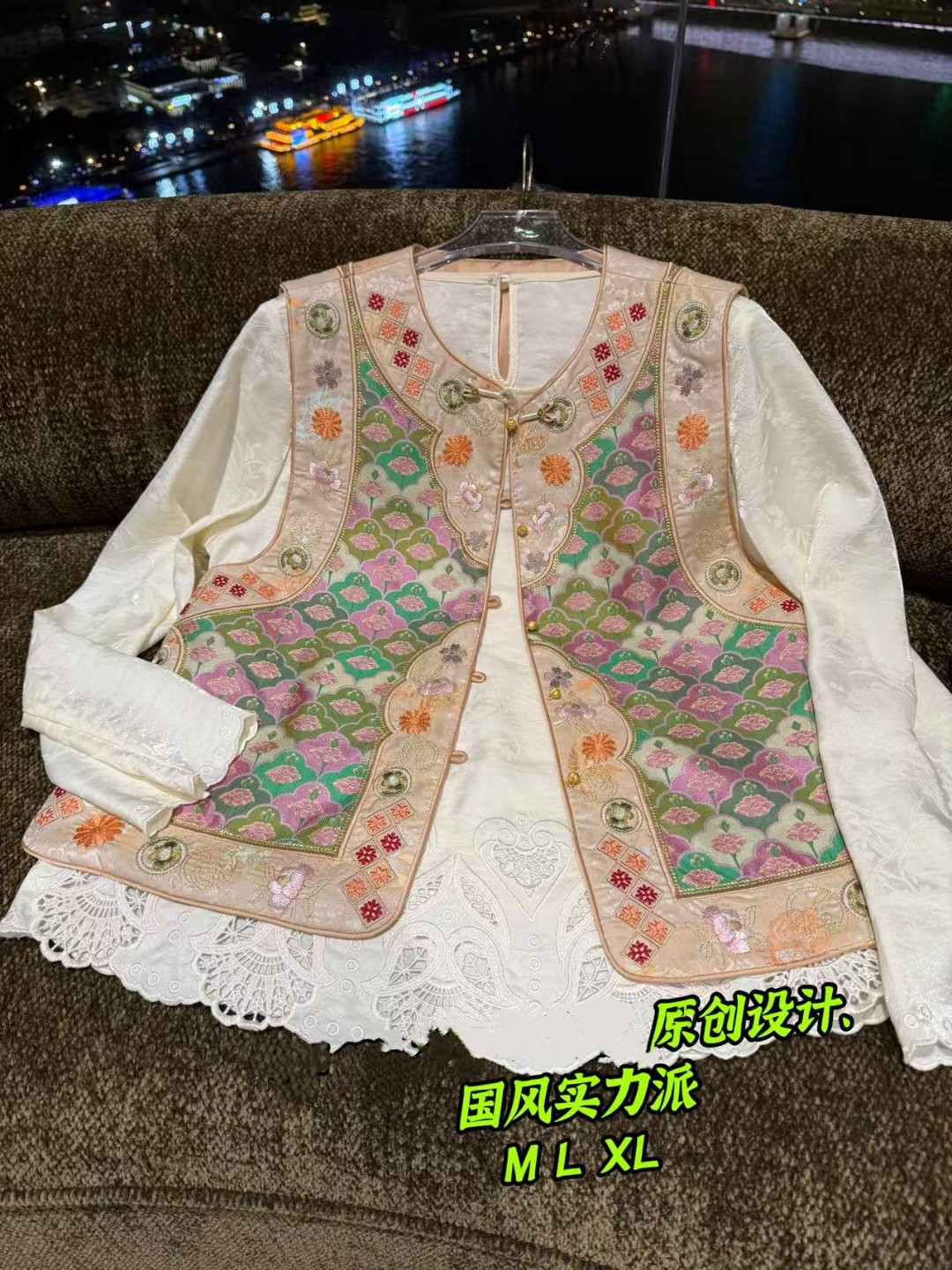 【  繁花马甲】网红时尚复古中国风马甲无袖上衣691392