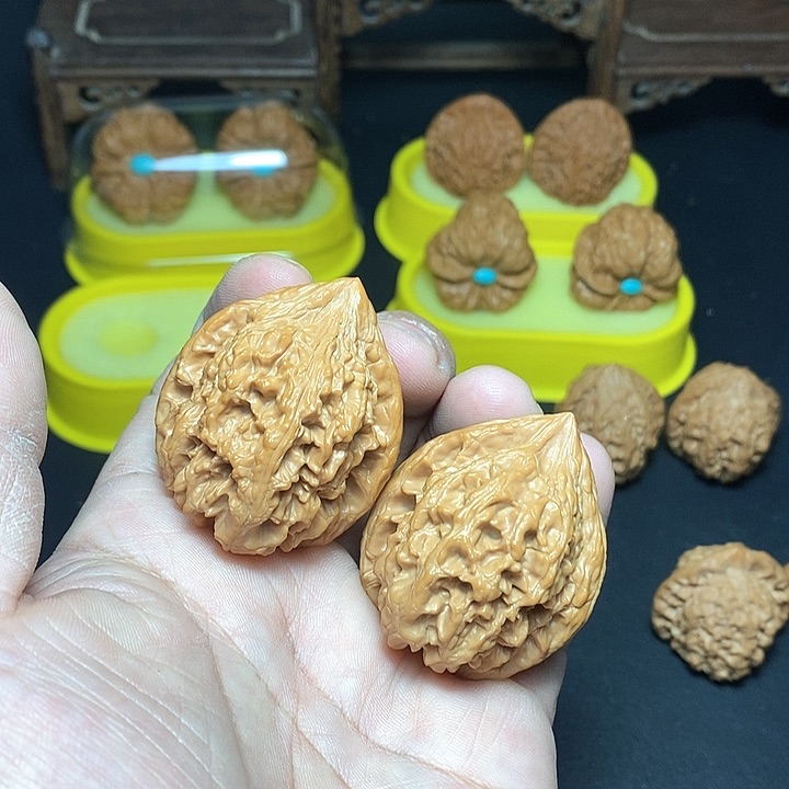 吊坠文玩核桃40尺，全品大沽石