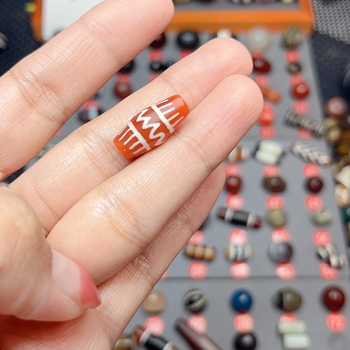 未镶嵌玛瑙/玉髓珠宝半成品养****e