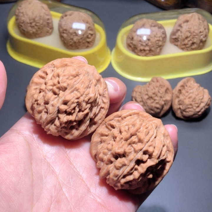 文玩核桃把件41四座楼