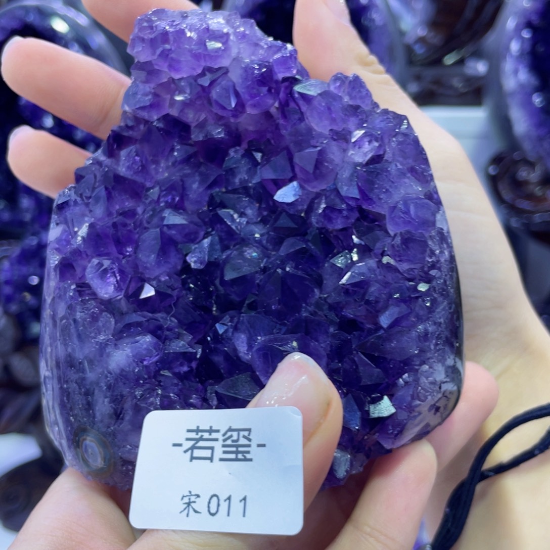 乌拉圭紫水晶摆件