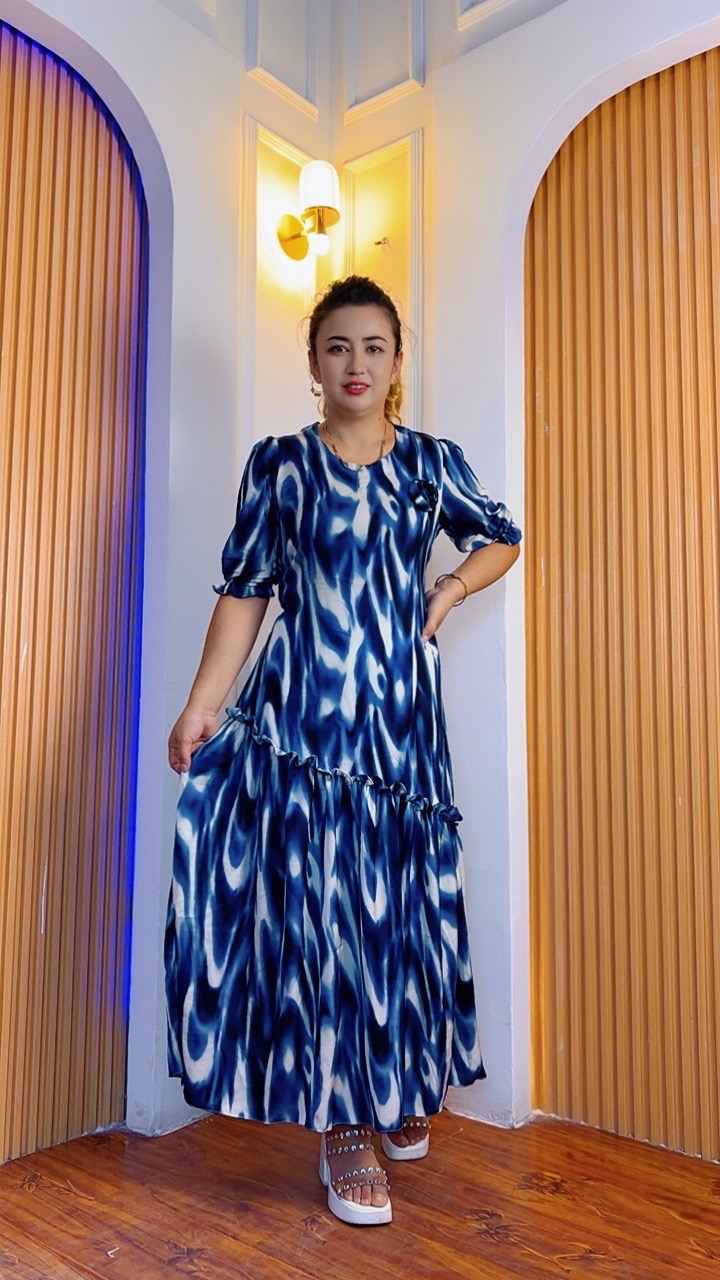 直筒裙短袖圆领夏季中裙连衣裙宽松长裙提花长款蓝色