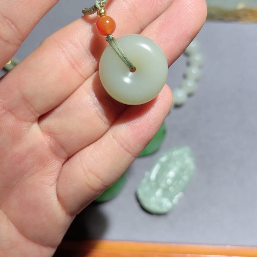 和田玉手链未镶嵌