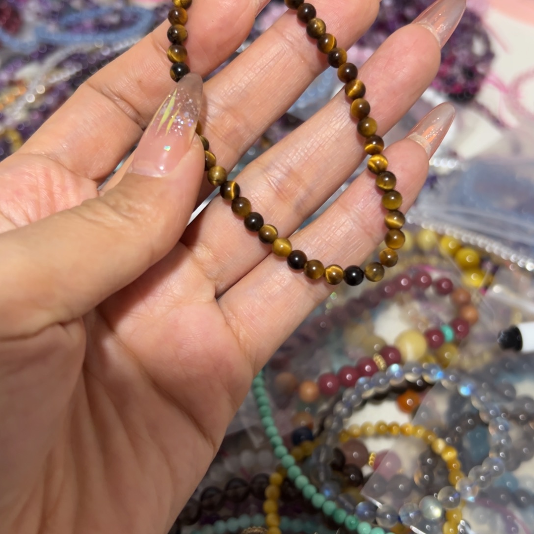 水晶手链未镶嵌小黄虎