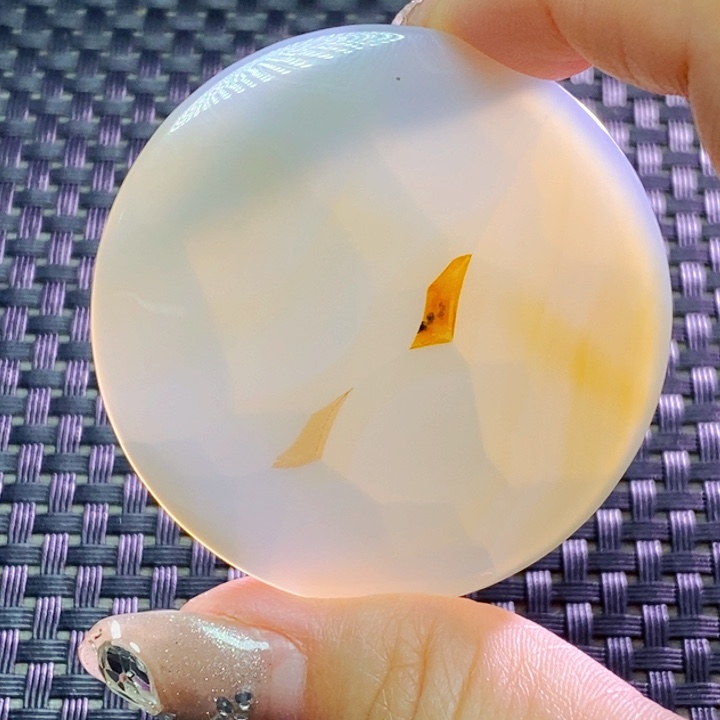 玛瑙/玉髓颈饰未镶嵌九****。