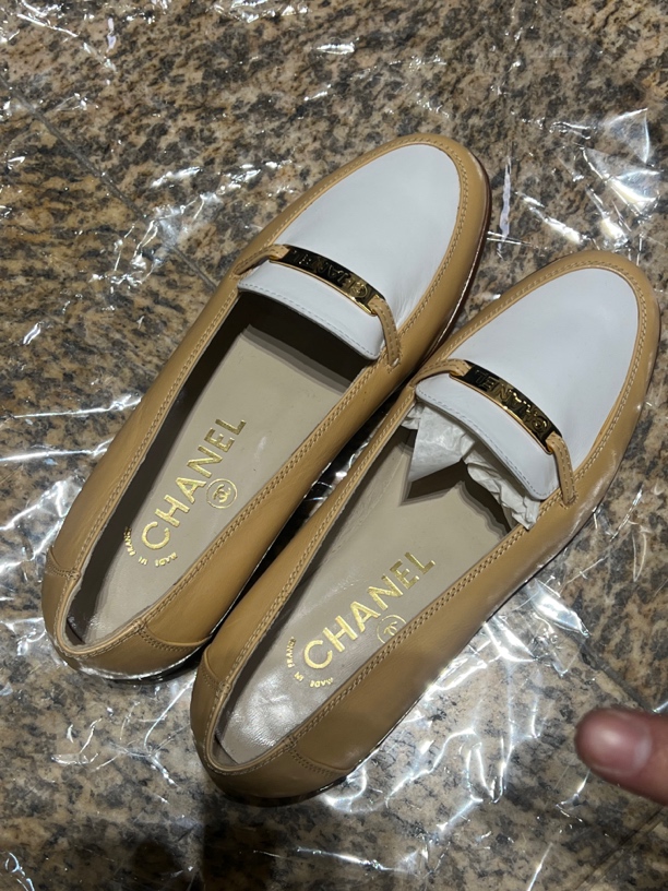 95新 Chanel/香奈儿 chanel黄白拼色乐福鞋