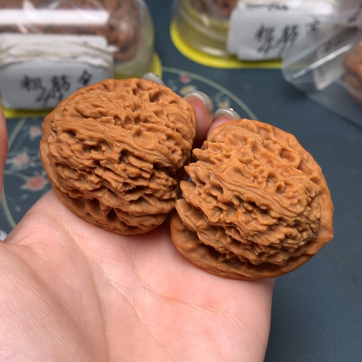 文玩核桃把件44-31654-0