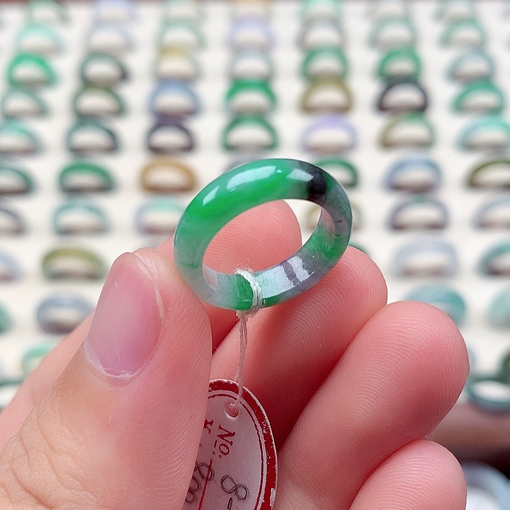 翡翠戒指未镶嵌8-9号