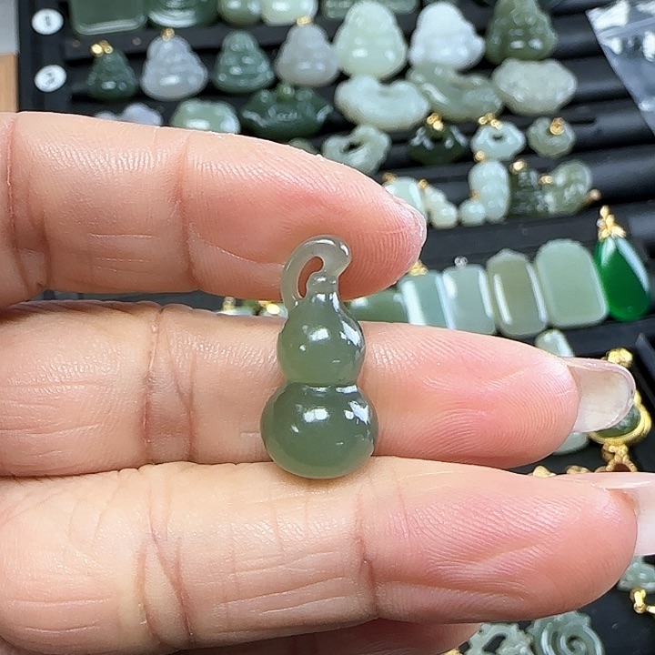 和田玉吊坠(不含链)未镶嵌