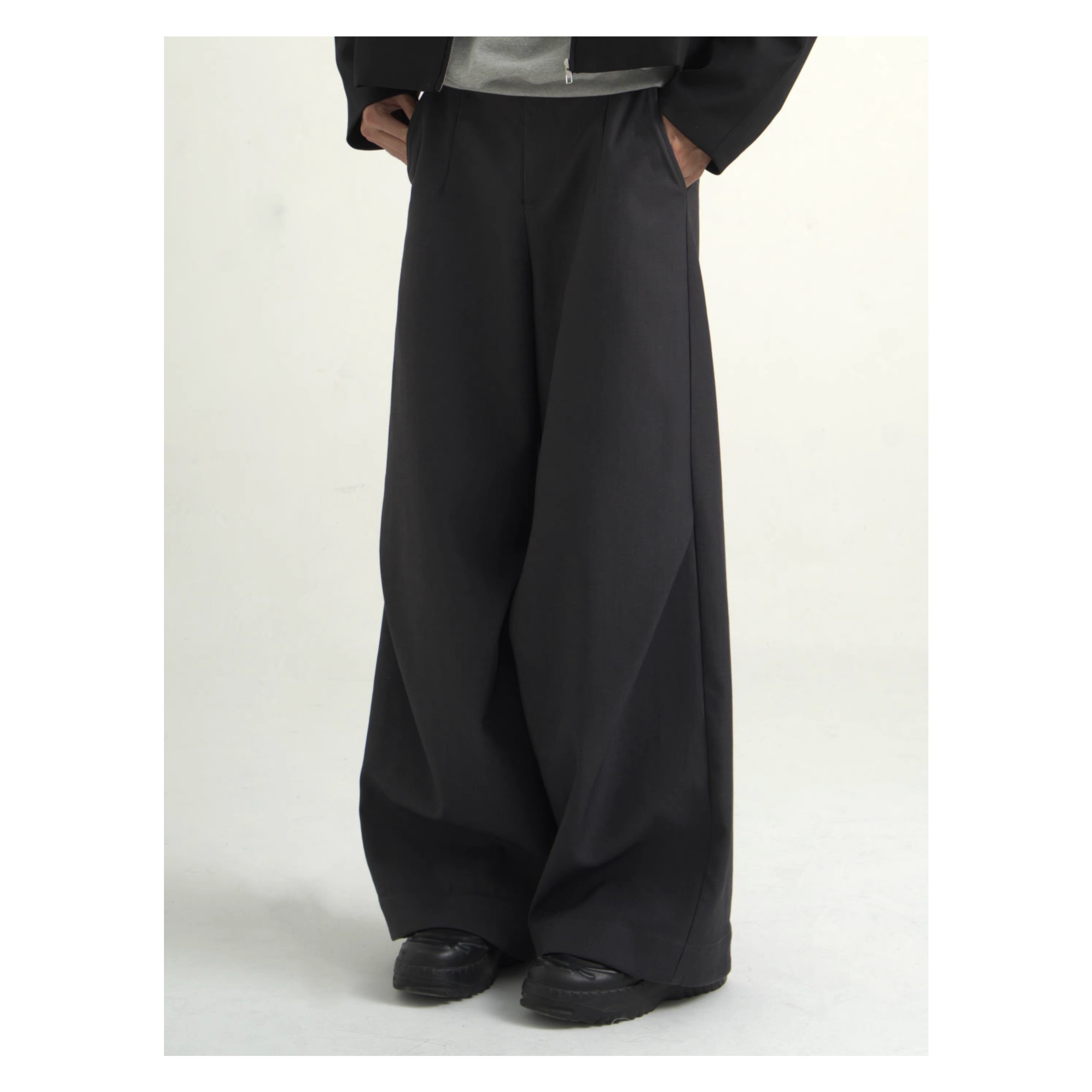 Nothingnoth | 斜褶皱深灰色宽裤