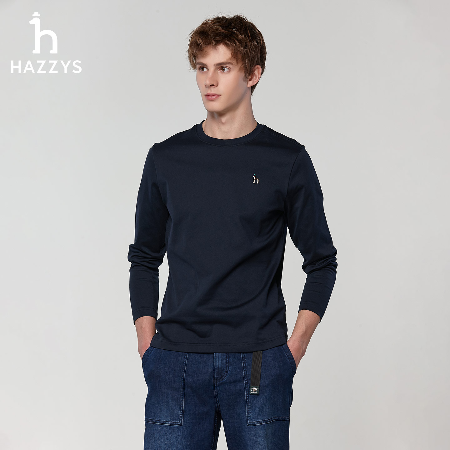 HAZZYS哈吉斯男士春季长袖T恤衫圆领时尚休闲简约纯色打底上衣