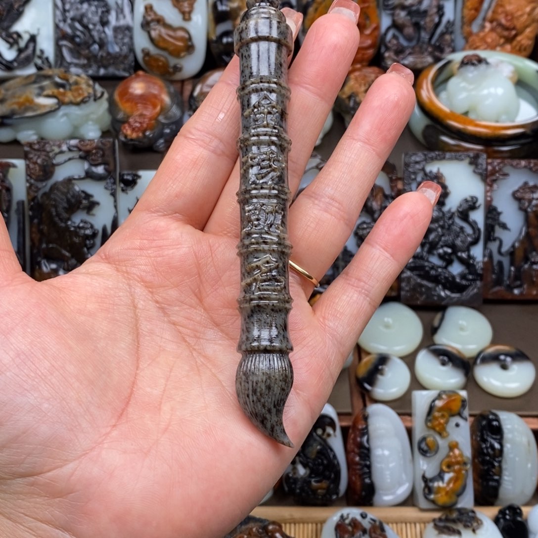 颈饰未镶嵌和田玉