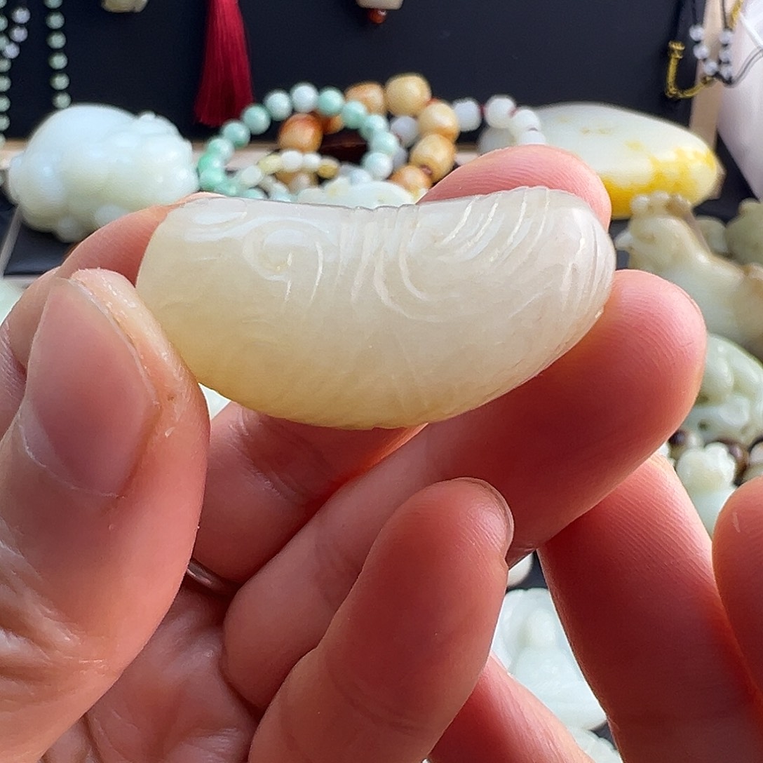 和田玉未镶嵌挂件