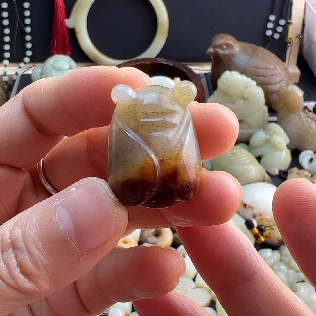 和田玉未镶嵌挂件