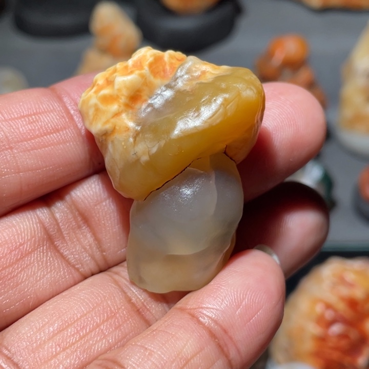 博***哥石材阿拉善沙漠奇石