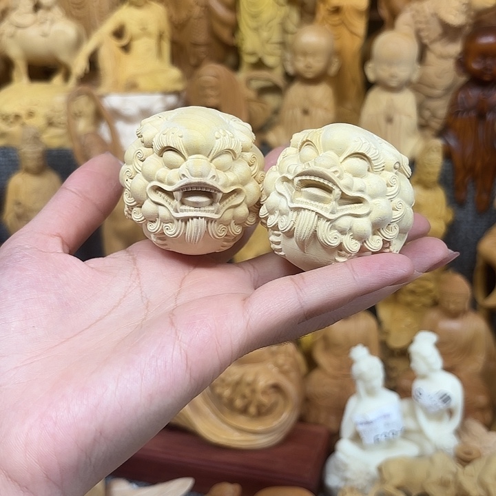 黄杨木黄杨木瑕疵貔貅