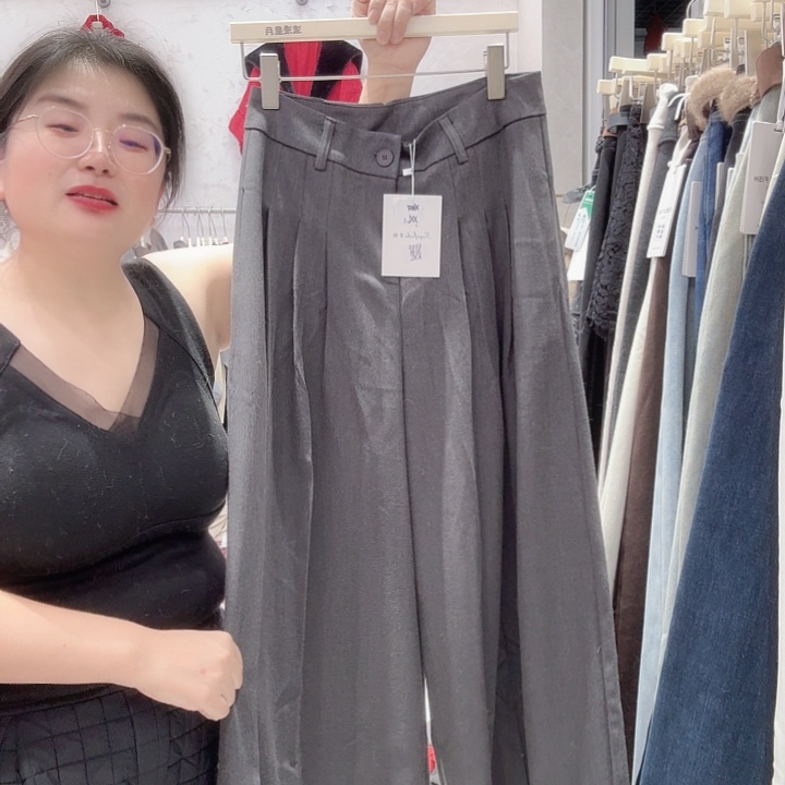 30斤到140斤之间灰色的