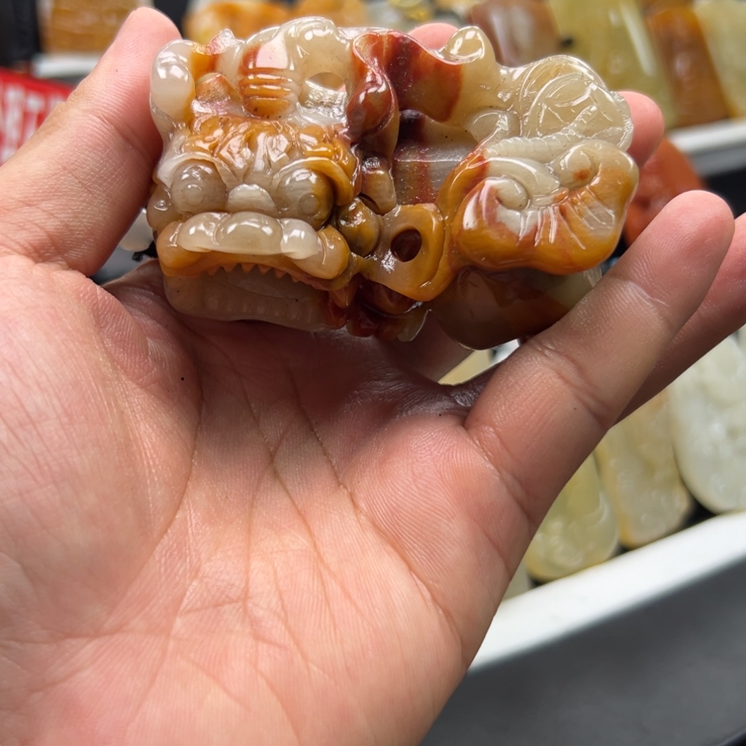 石英质玉（黄龙玉）未镶嵌多样性发货，发其一