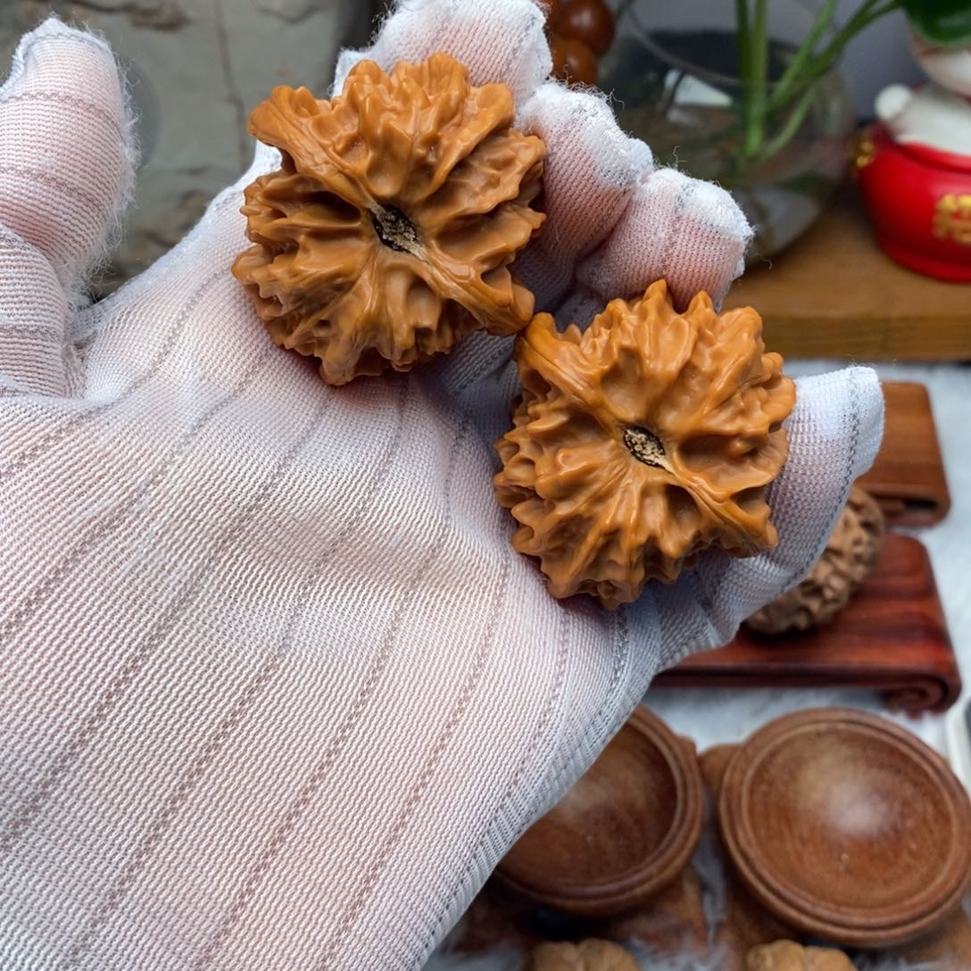 成***活文玩核桃吊坠42尺寸曹大龙