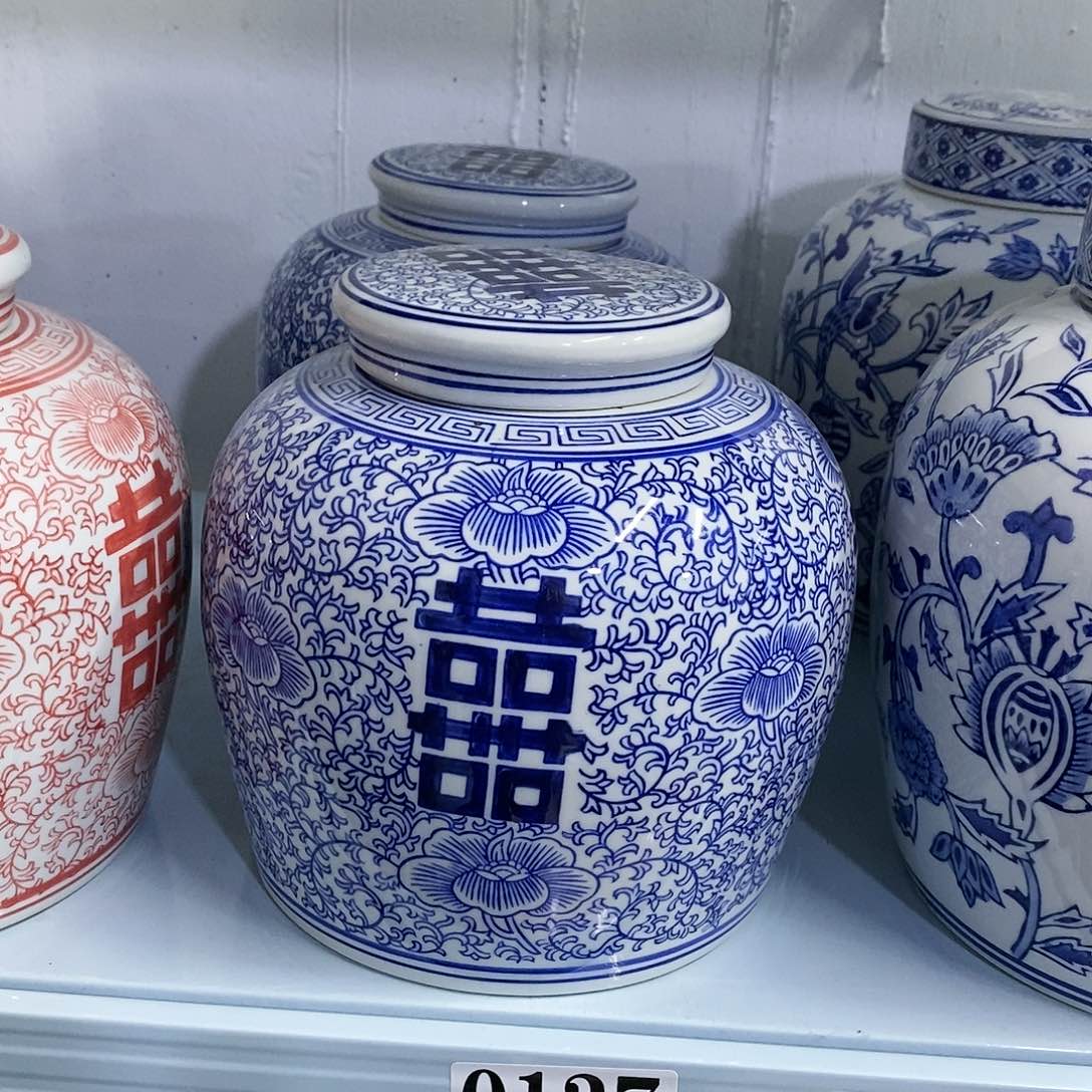 【闪购商品】摆件双喜储物罐瓷器器………………………………