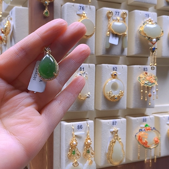 和田玉颈饰银S925镶嵌