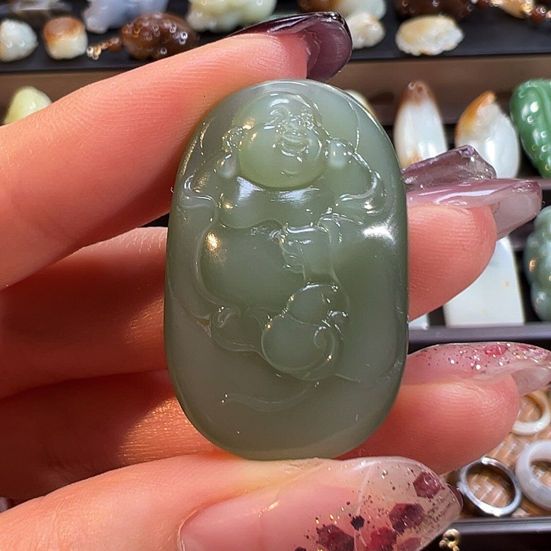 和田玉未镶嵌颈饰