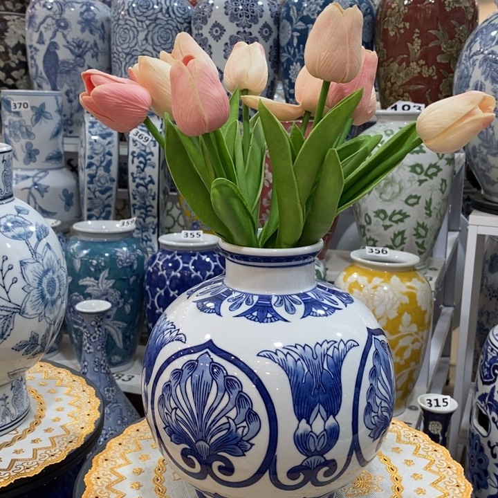 摆件手绘陶瓷大肚花瓶