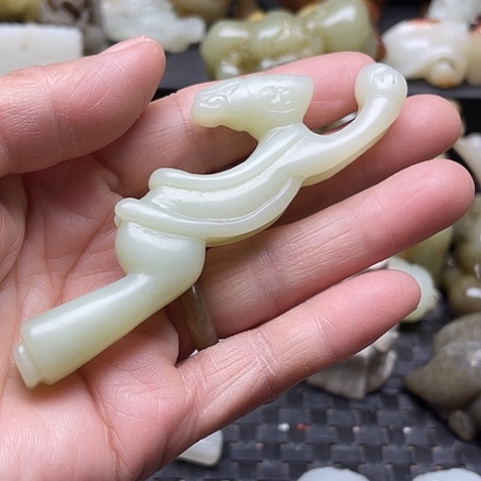 和田玉（糖玉）未镶嵌颈饰