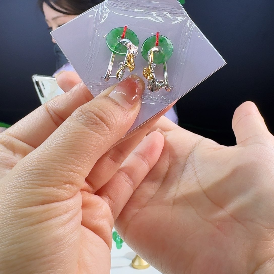 翡翠耳饰18K金镶嵌18k镶嵌