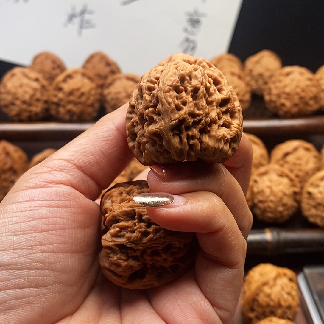 阜***来吊坠文玩核桃南疆6