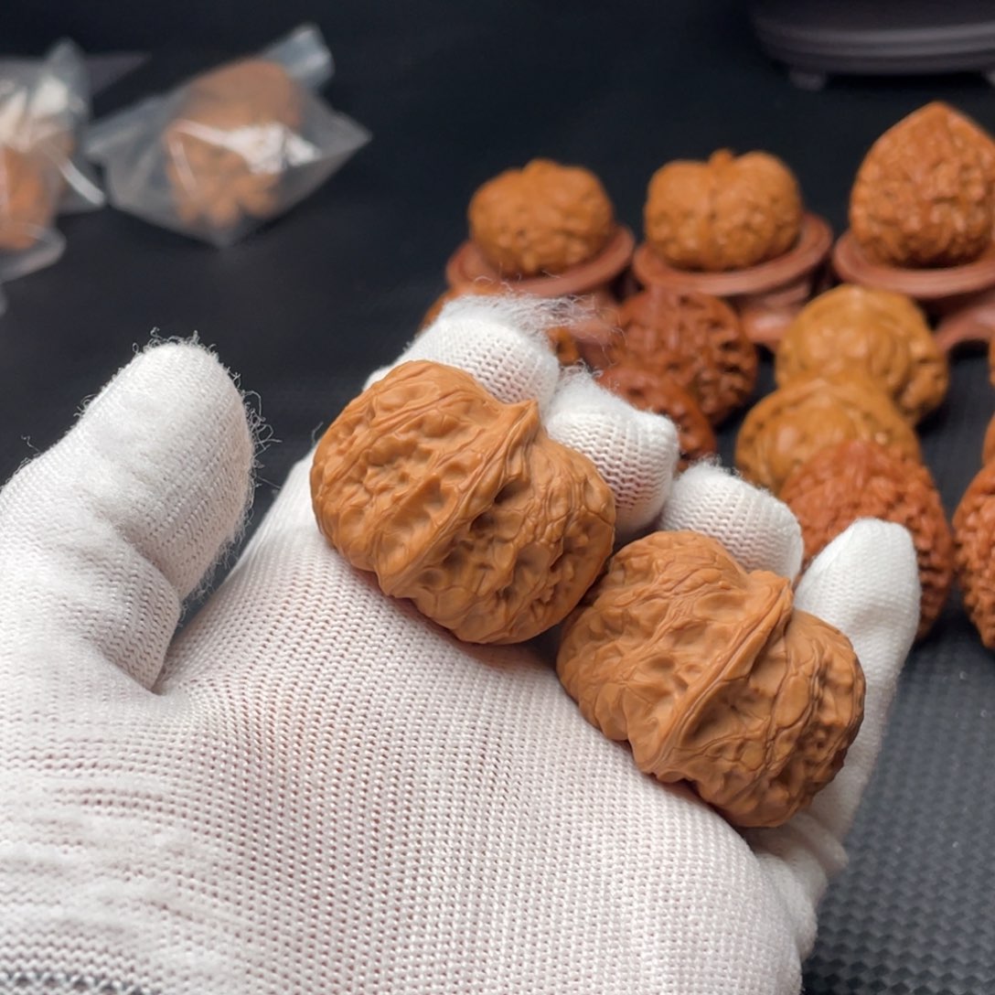 文玩核桃把件门头沟元宝