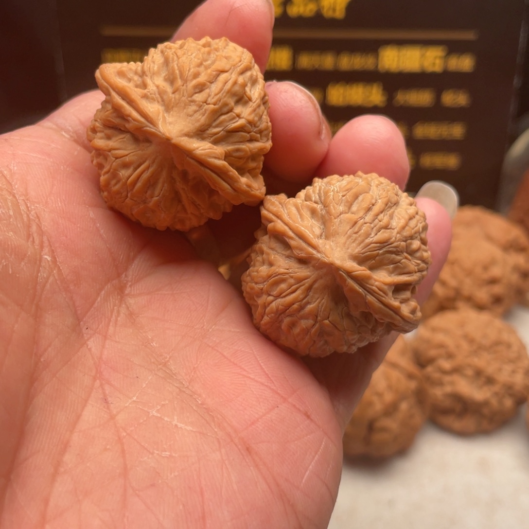 文玩核桃把件34尺全品寿桃