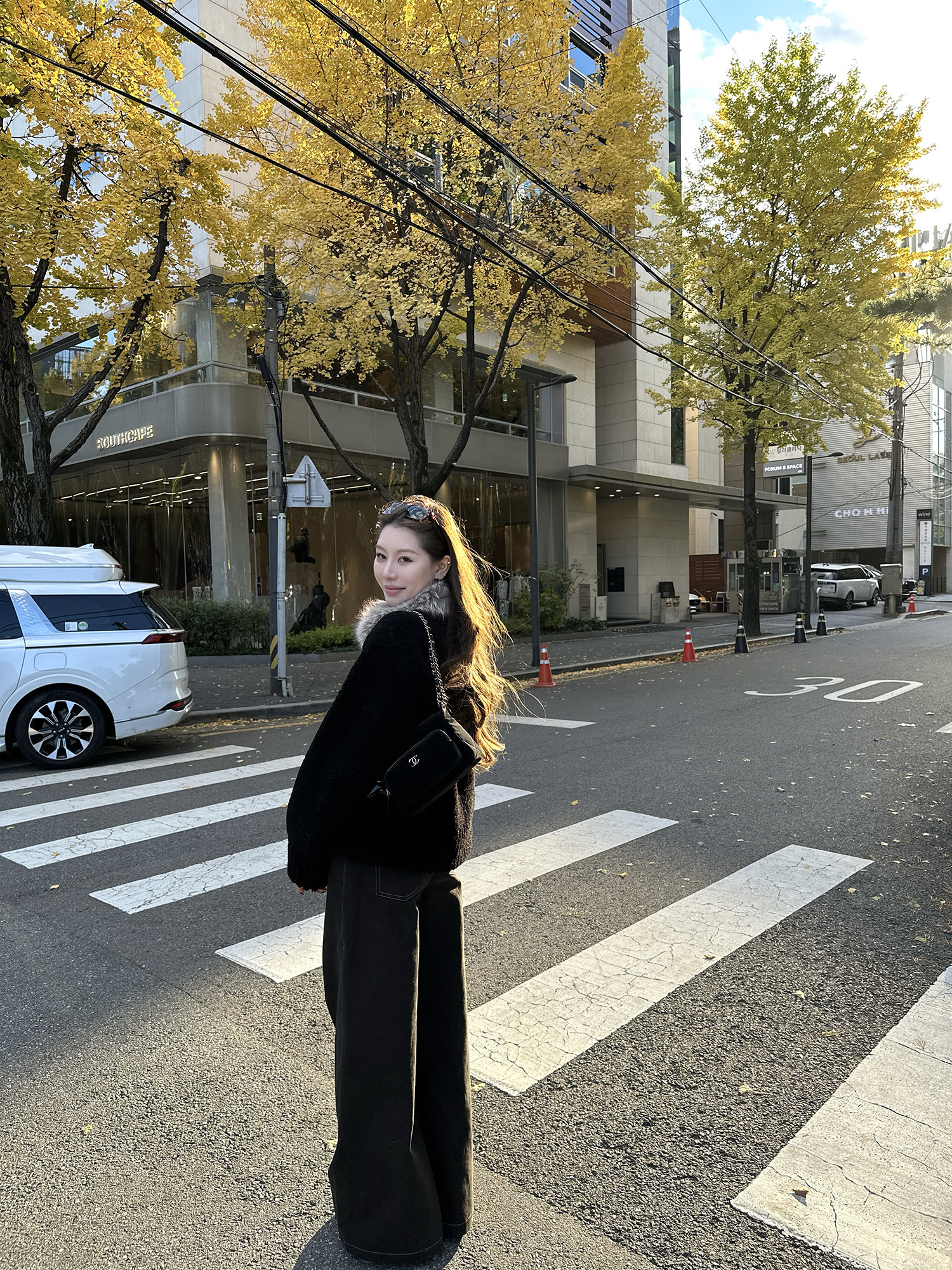 2025锁温 高密颗粒感晕染毛领环保羽绒羊羔毛外套女冬