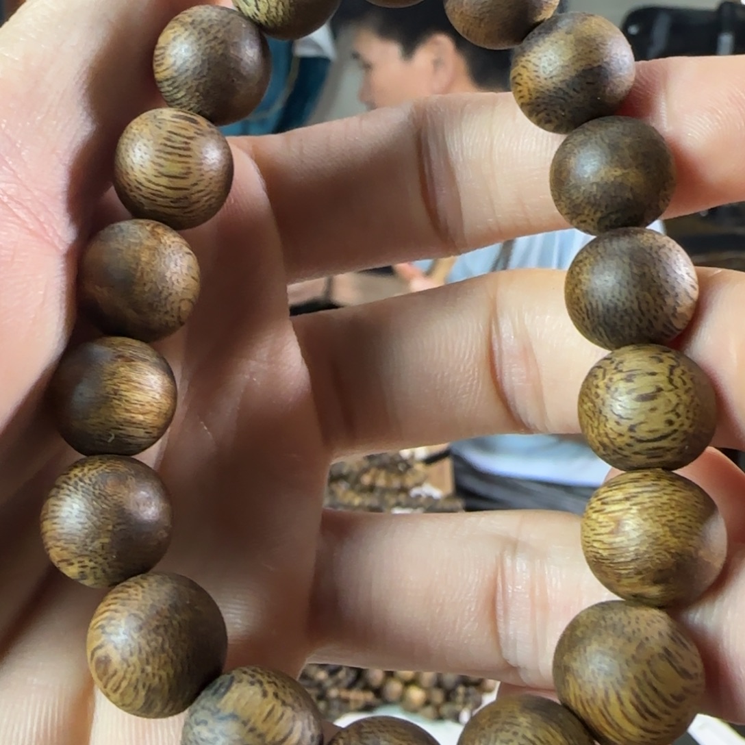 奇楠沉香手串1.2 mm 11g