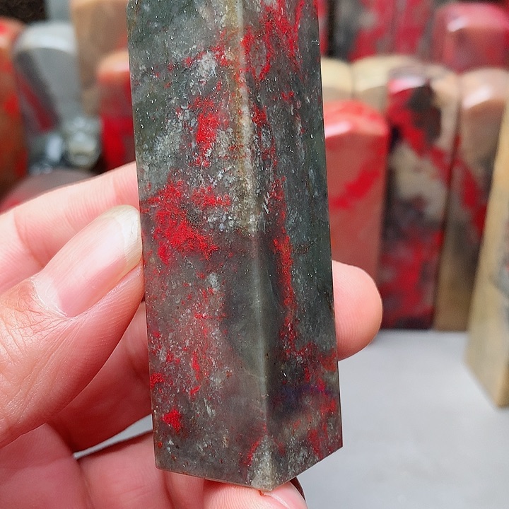 昌化石昌化鸡血石