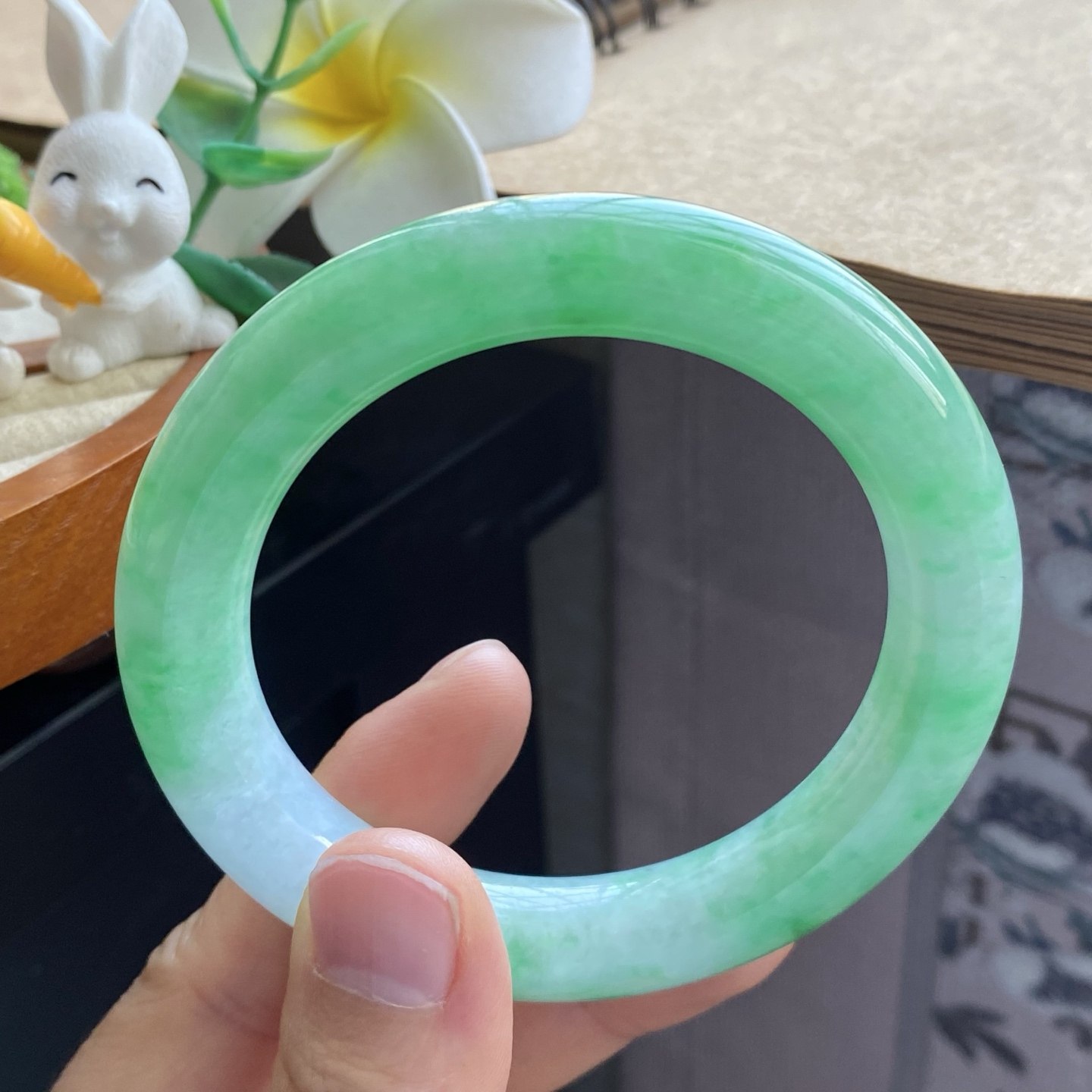 03.20批阳绿圆条2099号55-11.3-11腕上春！天然翡翠手镯