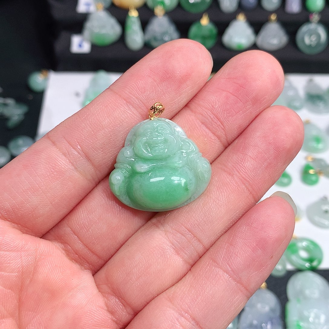 翡翠戒指未镶嵌玖****?翡翠